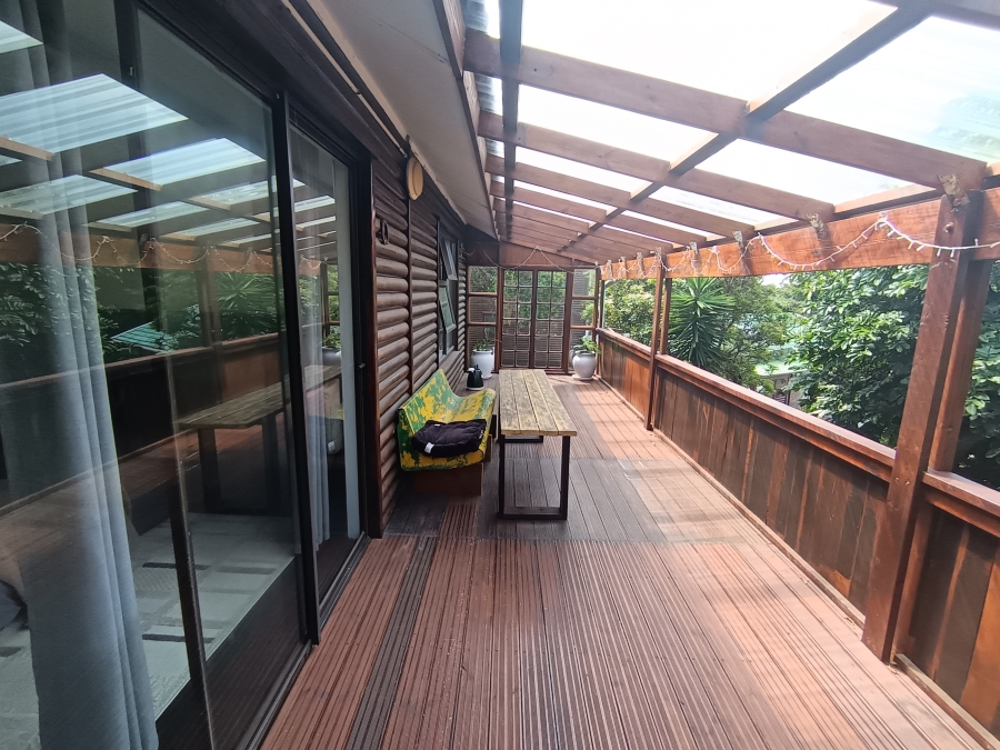 2 Bedroom Property for Sale in Hickmans River Eastern Cape